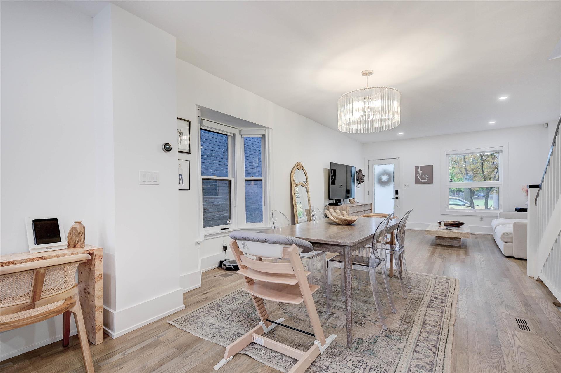 174 Curzon St