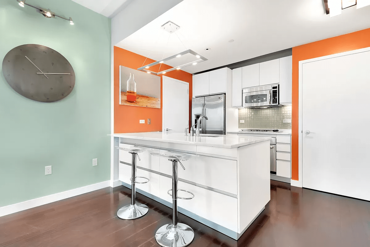 306 Gold Street Unit: 19B