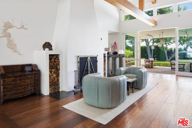 Blissful Manor