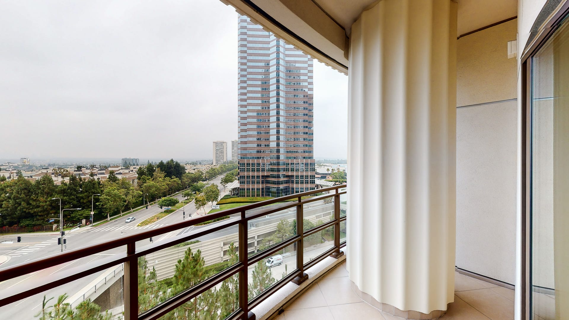 1 W Century Dr #8B