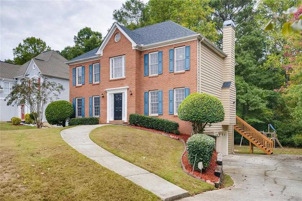 3438 SWEETBRIAR Lane