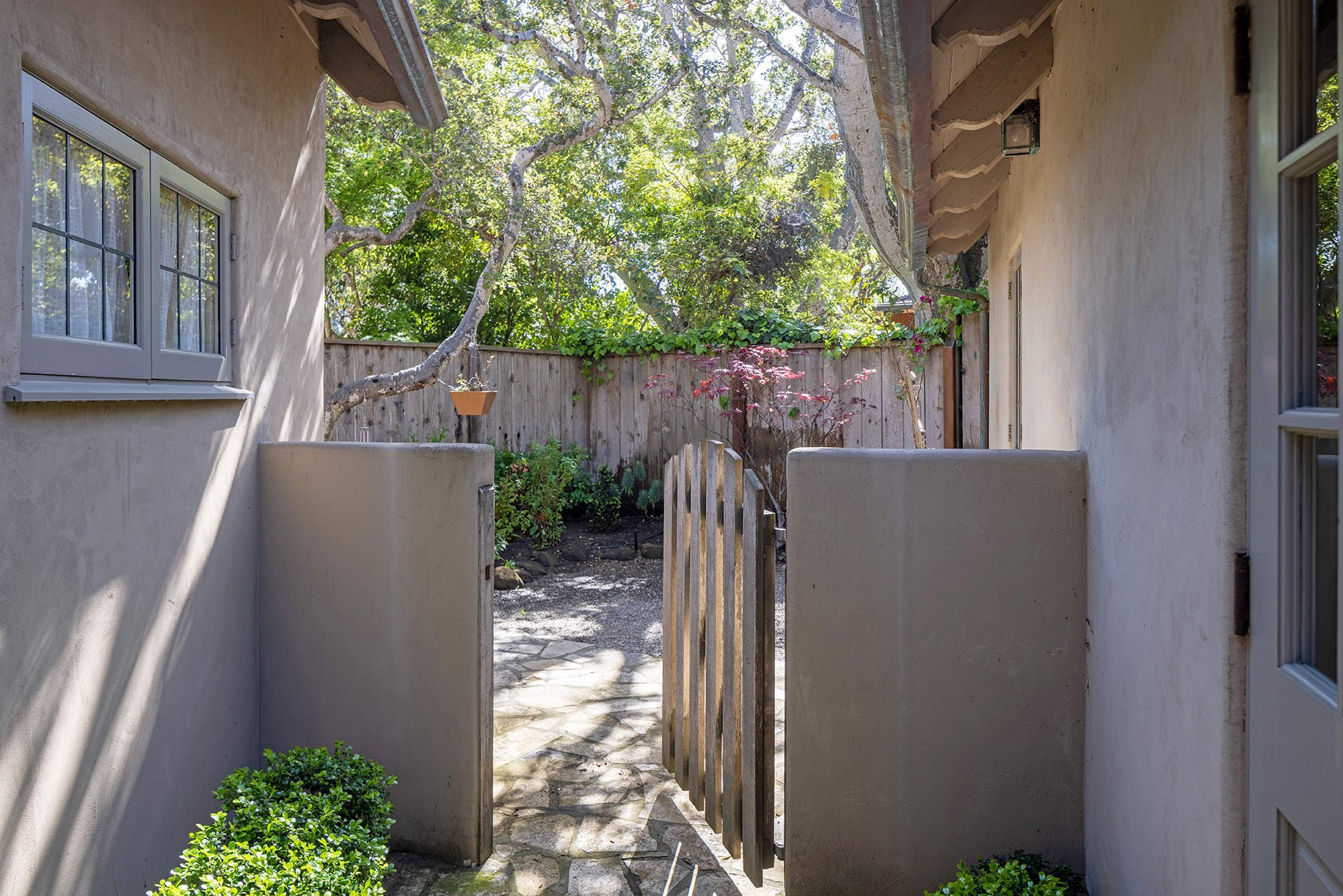 Carmel Gem - Monte Verde 6 SW of 13th