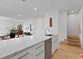 507 Orlando Ave, Unit 301