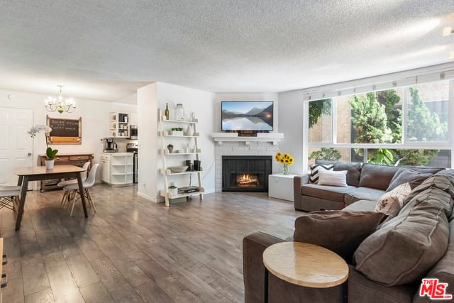 1337 Berkeley St, #4