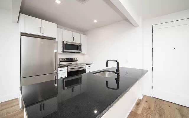 311 Franklin Avenue, Apt 6-B