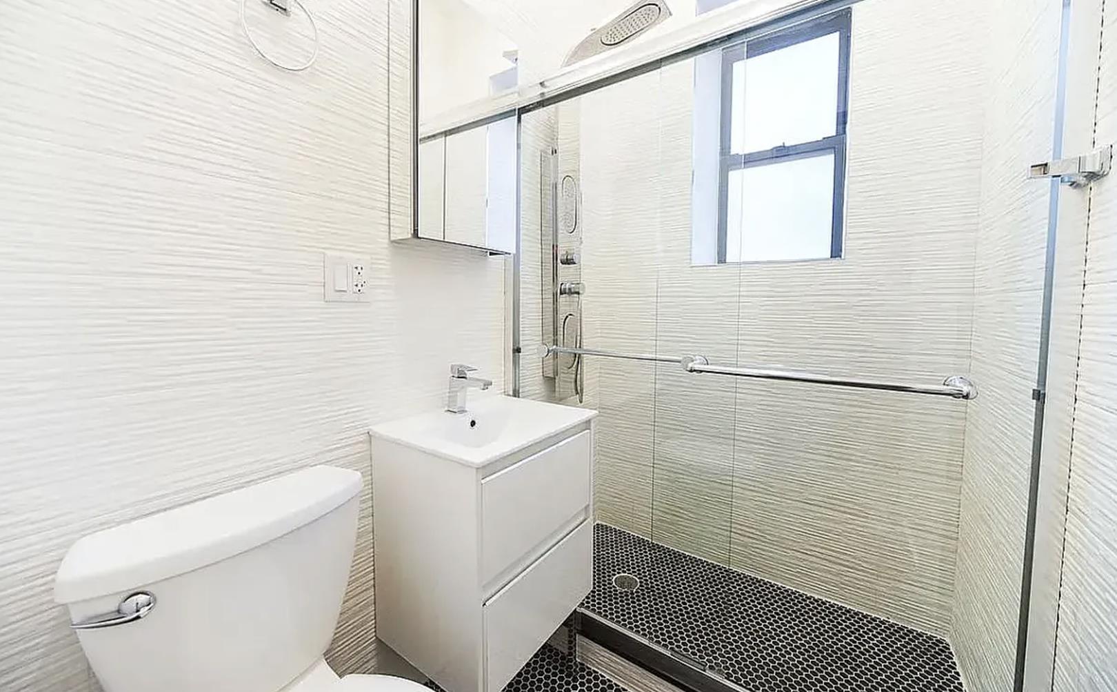 152 Thompson Street, Apt C