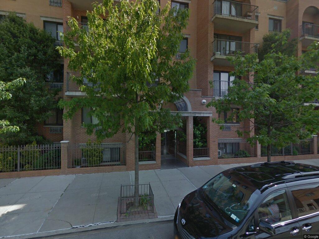 14-43 28th Ave. #2F+