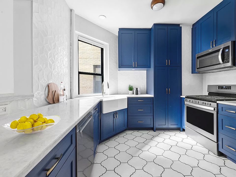 371 Ft Washington Avenue Unit: 2F