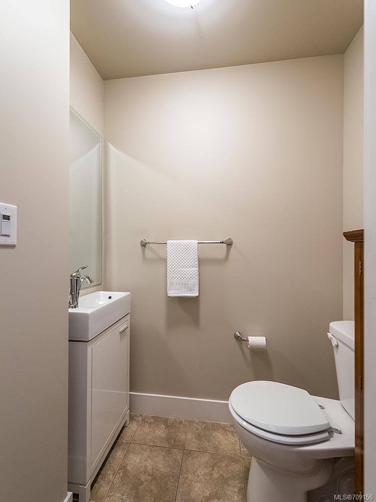 114-21 Conard St