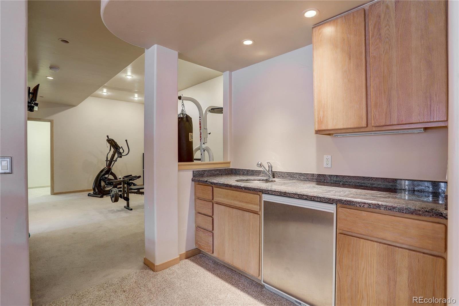 6399 Perry Park