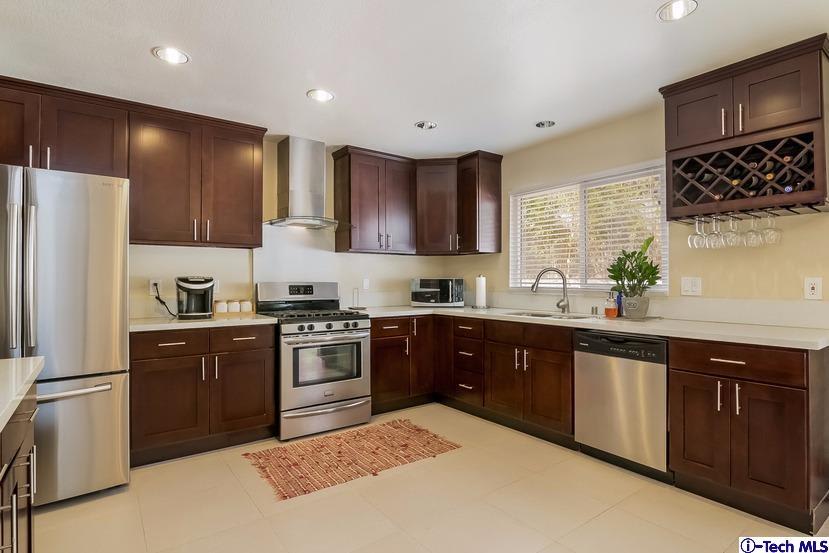 247 Crystal Ln