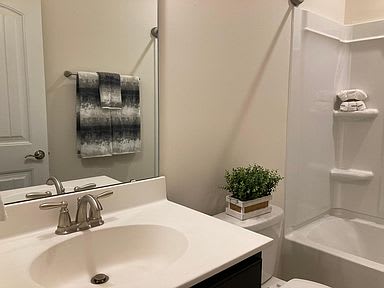 4008 Reedybrook Crossing