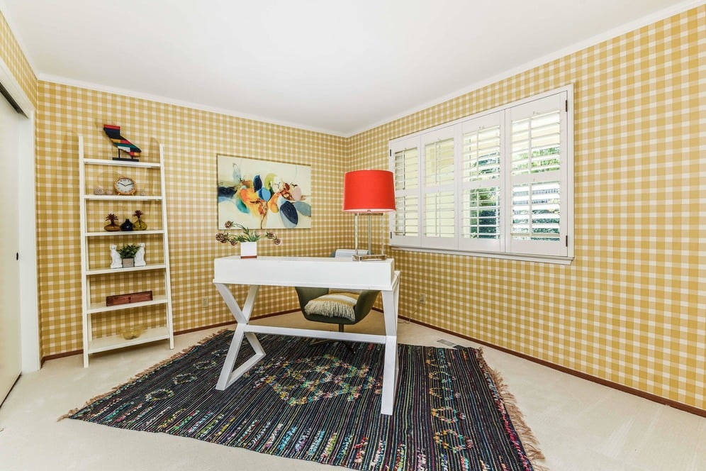Fabulous Sycamore Home!