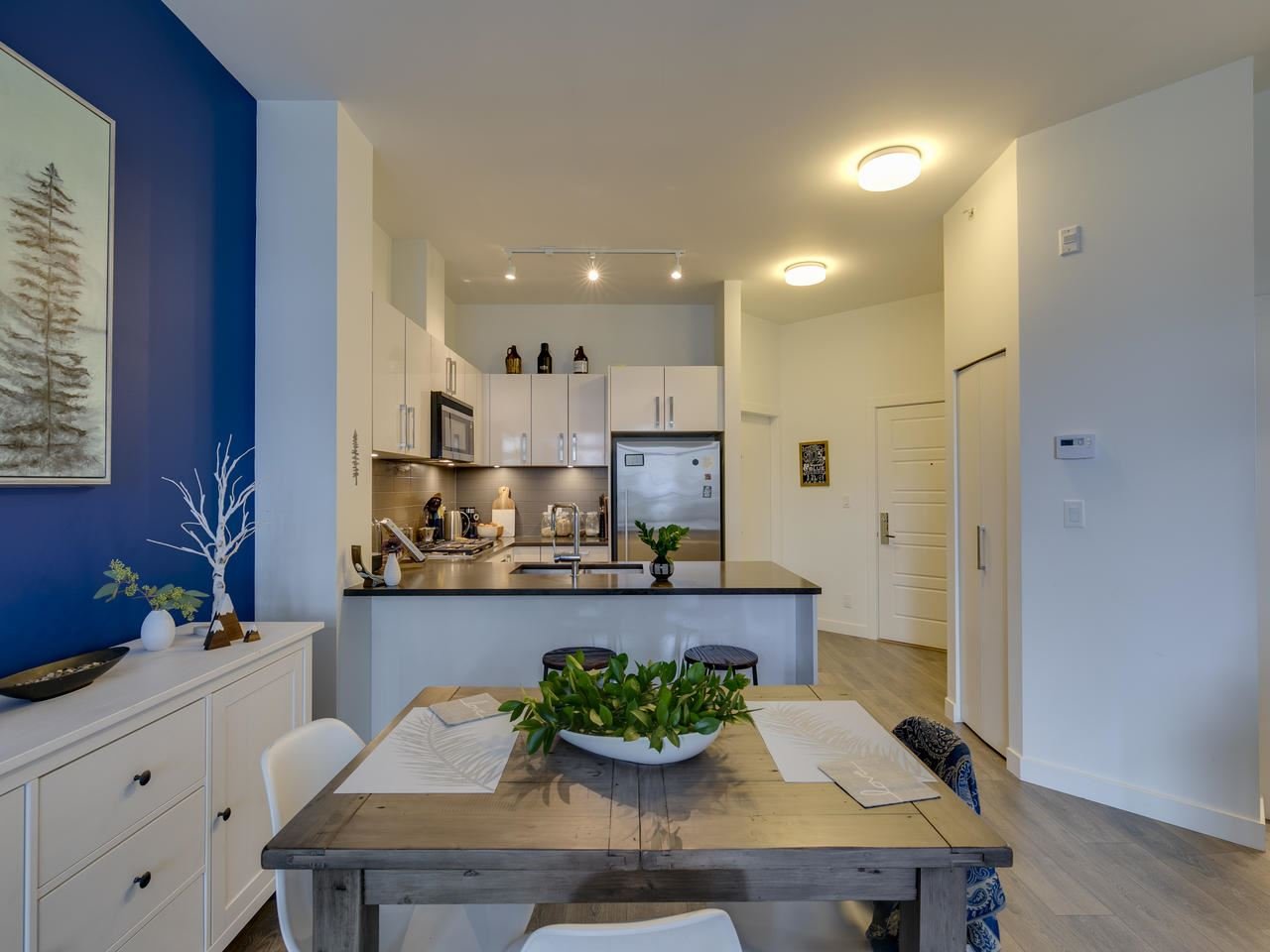 307-105 W 2nd St