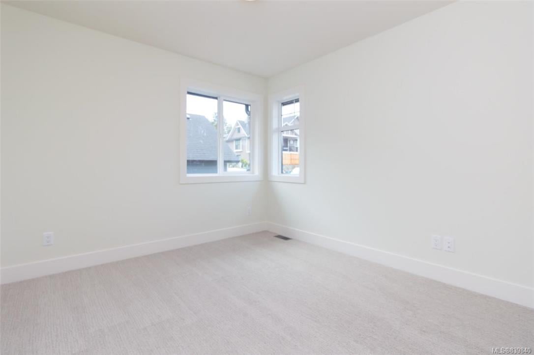 3516 Paperbark Cres