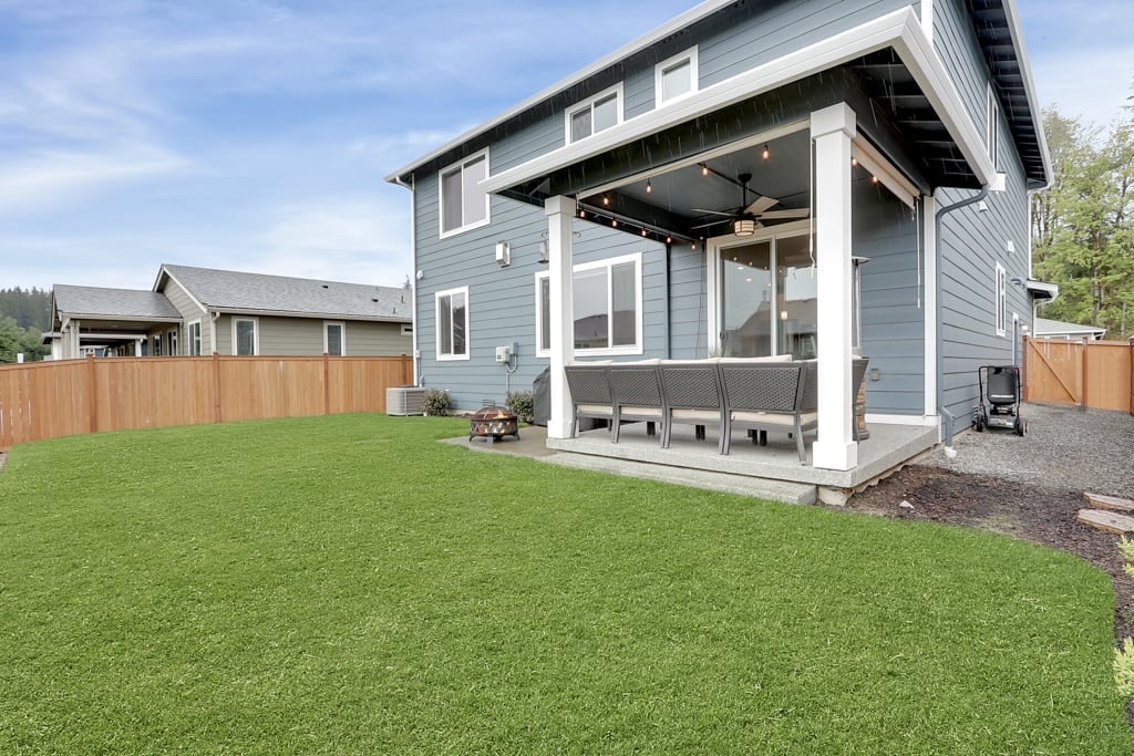 KB Home Resale in Falling Water