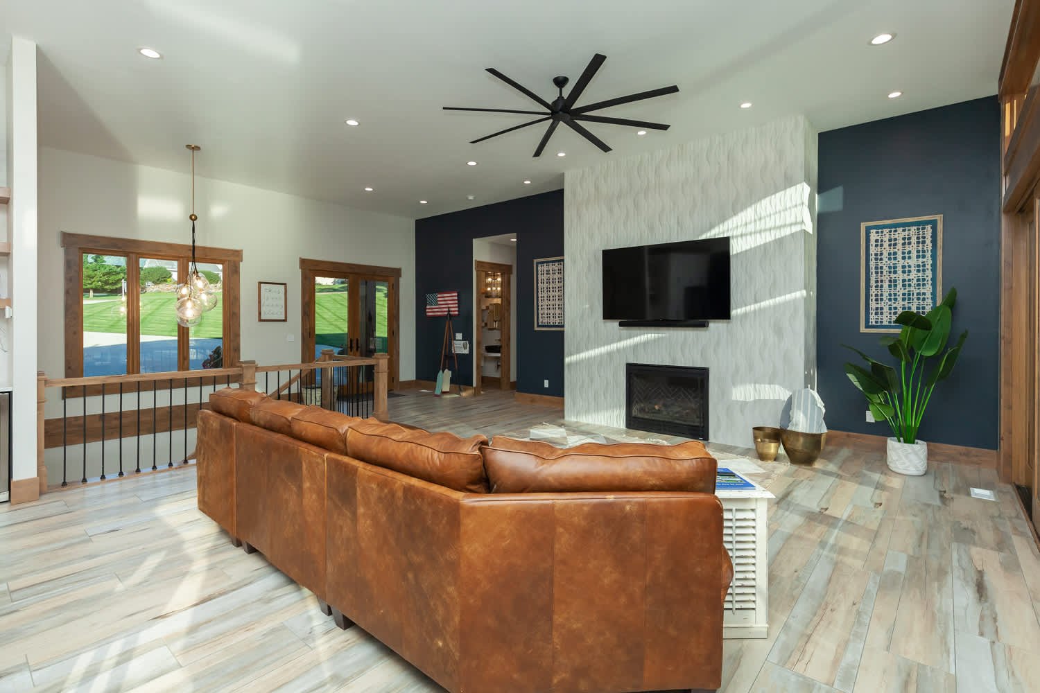 5065 Panorama Drive