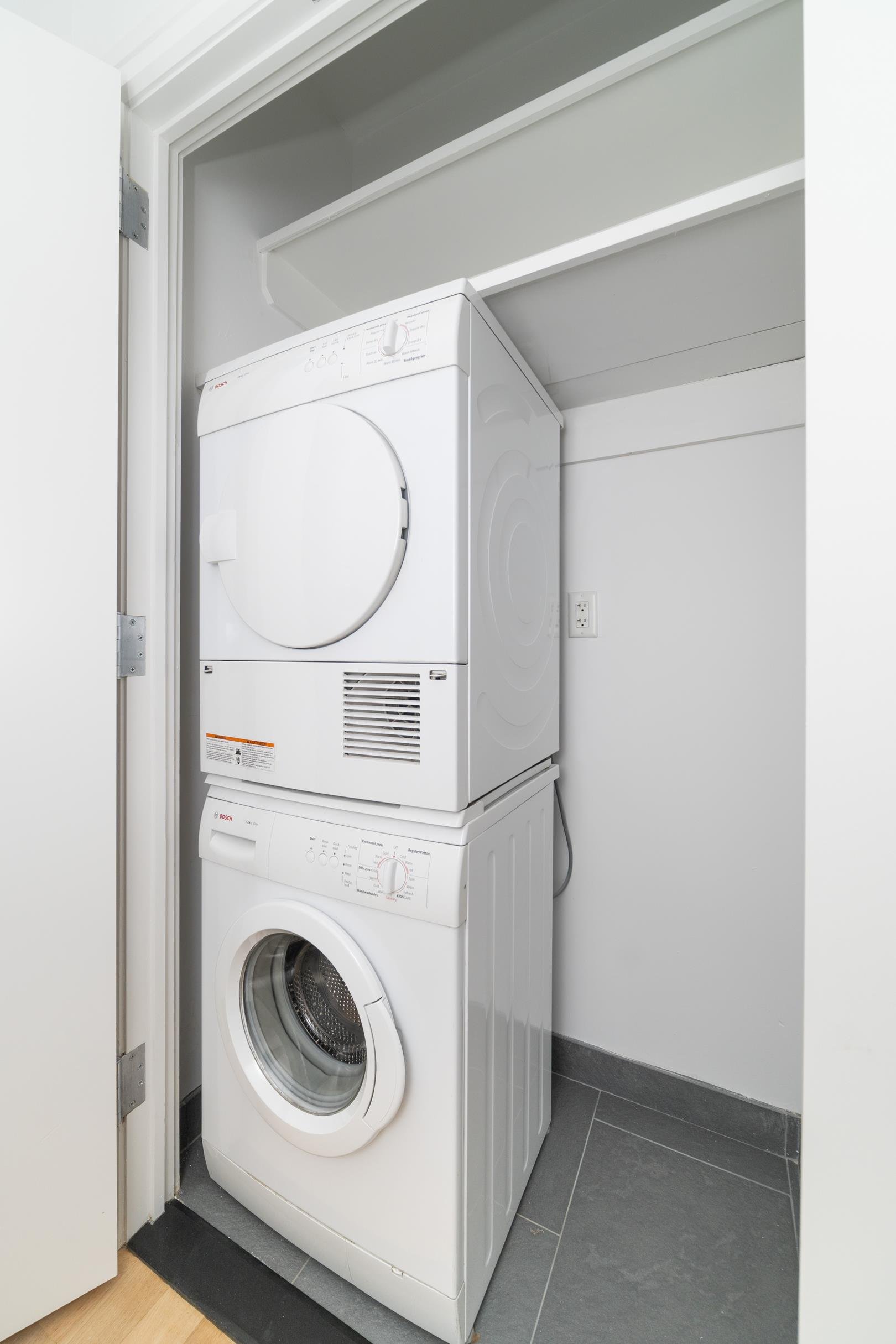 554 West 54th Street, Apt 22-E