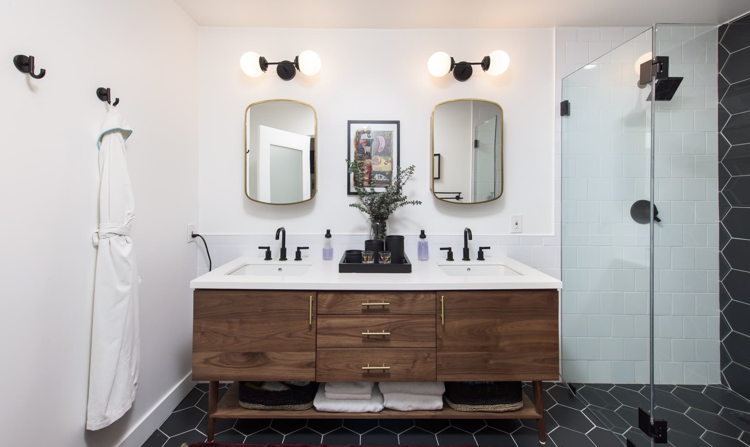 3901 ½ Ventura Canyon