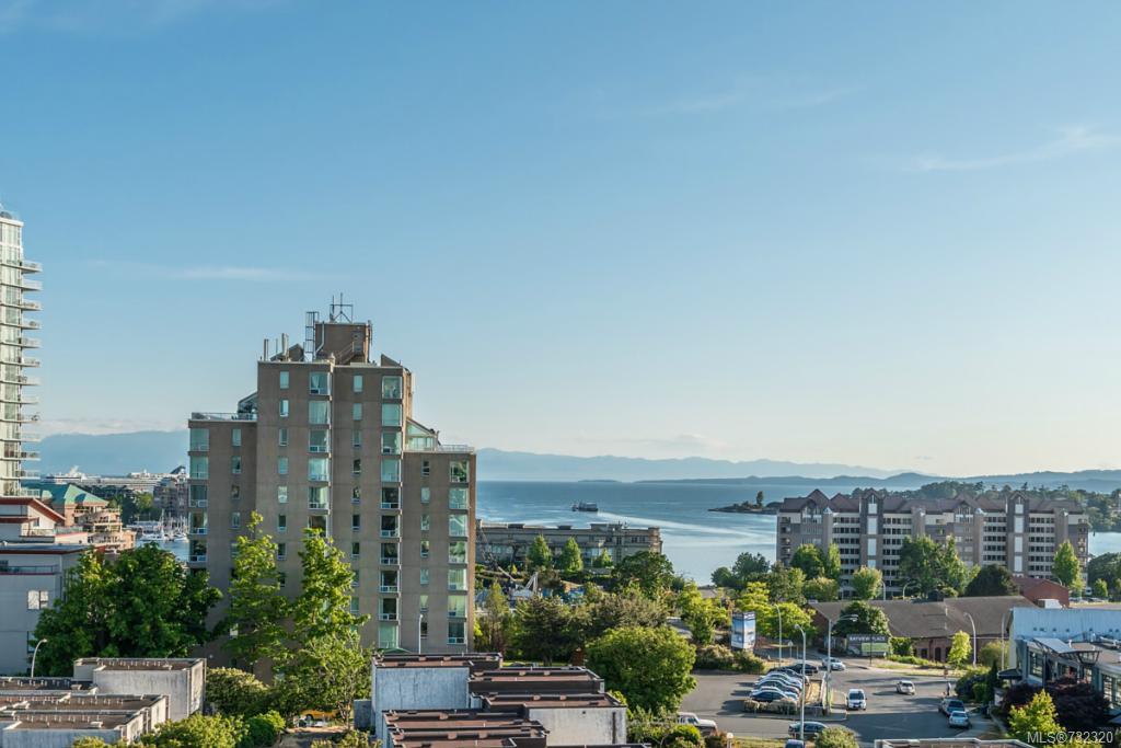 901-373 Tyee Rd, Victoria