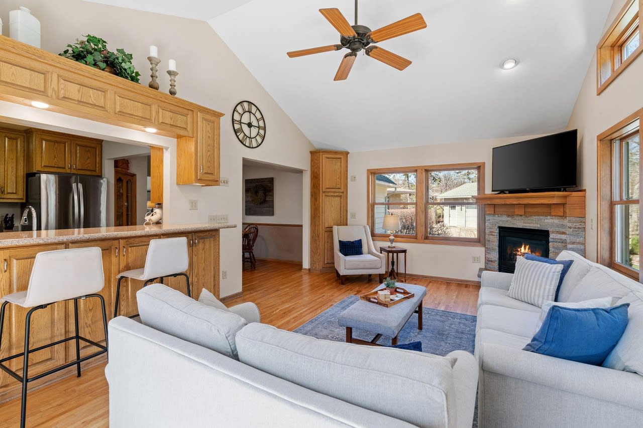 3125 Croft Dr