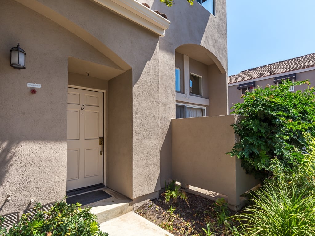 1345 E Grand Avenue Unit: D