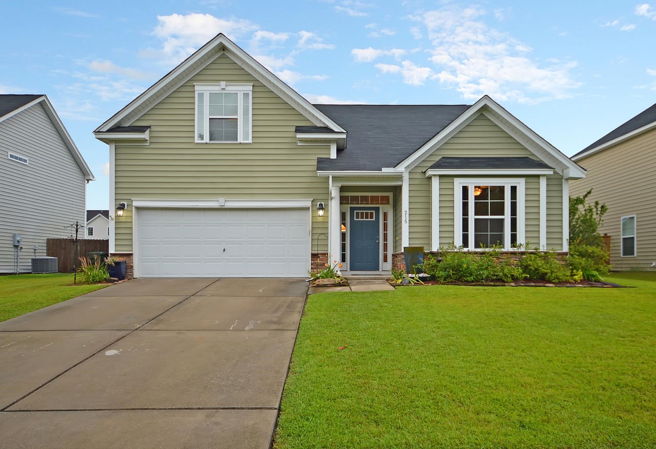 215 Donatella Dr