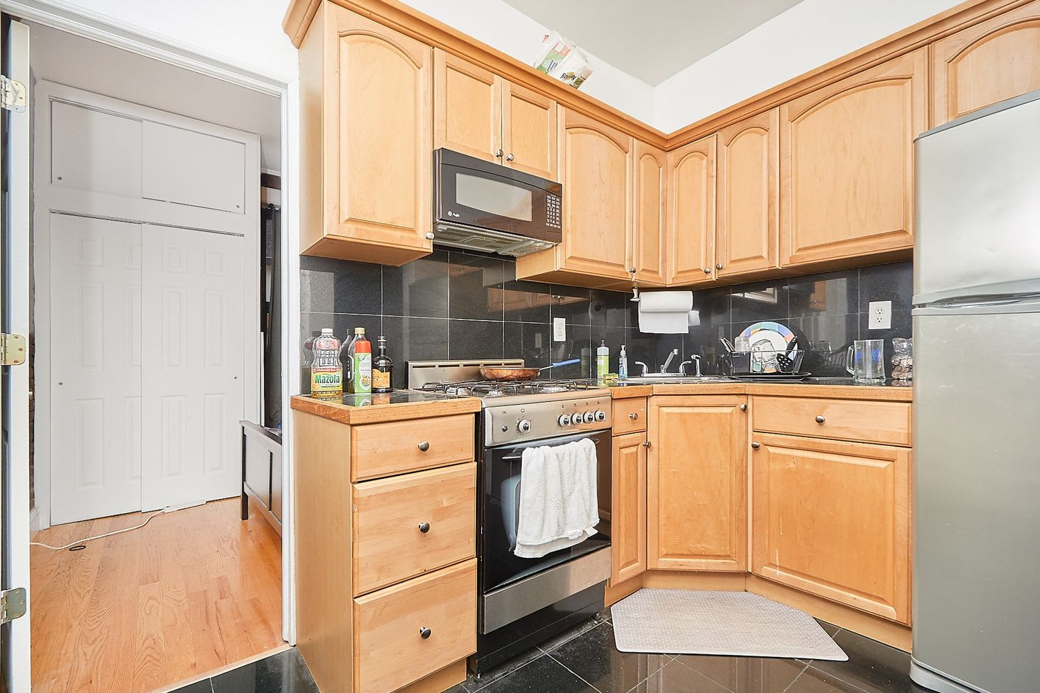 335 E 58th St, Unit 3R