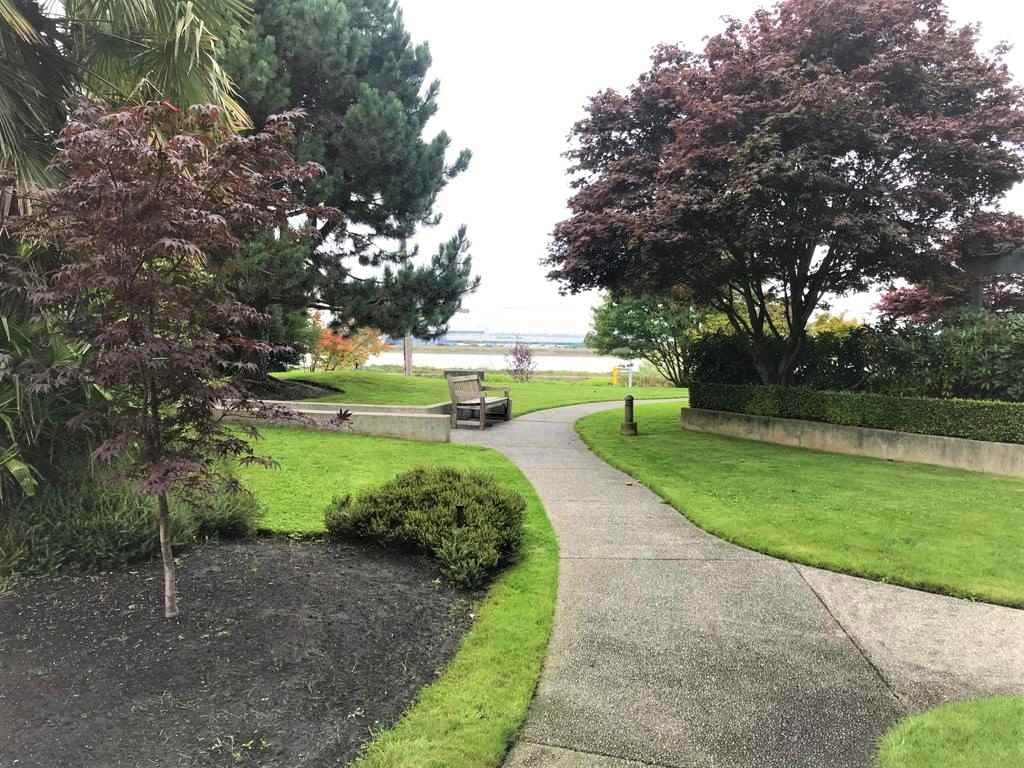 103-5860 Dover Cres