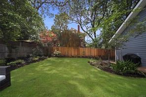 1021 St. Charles St, Victoria