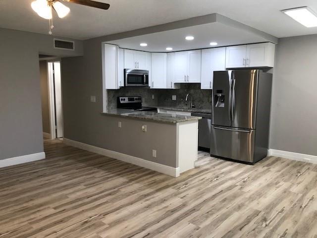1096 Newport, #1096