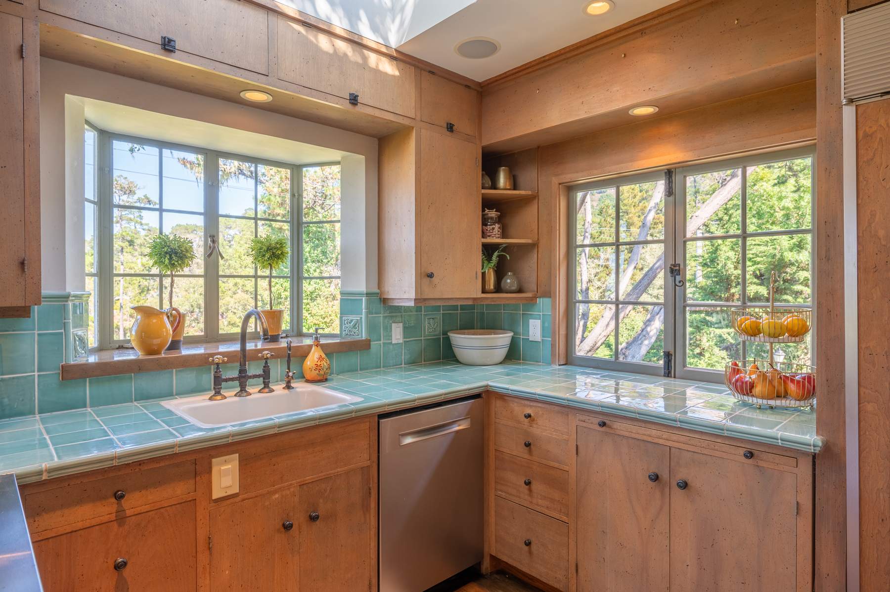 Charming Carmel Highlands Cottage - 125 Cypress Way