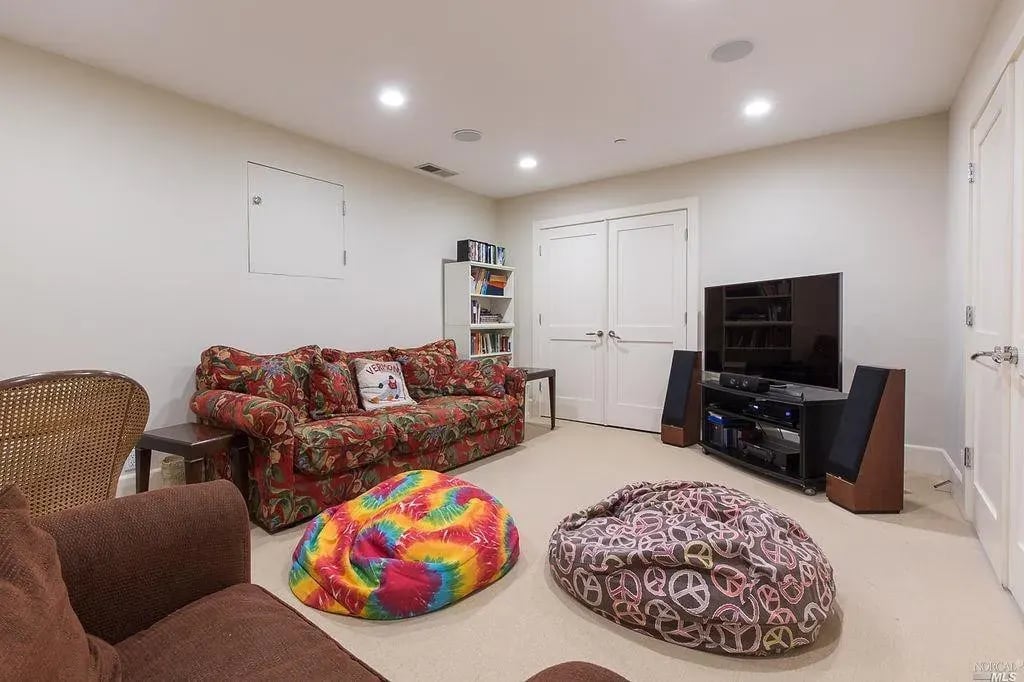 23 Vine Avenue