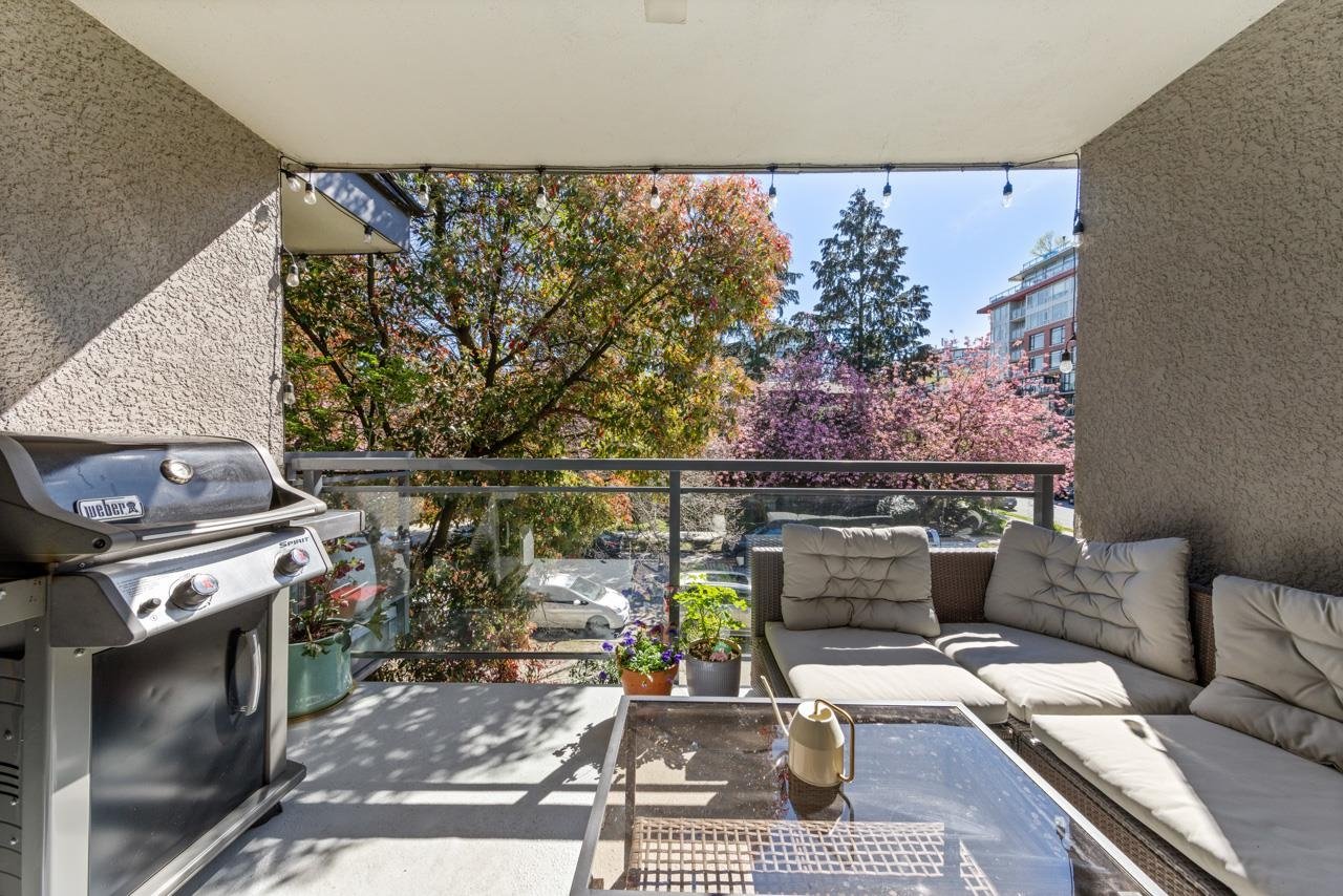 309-319 E 7th Ave