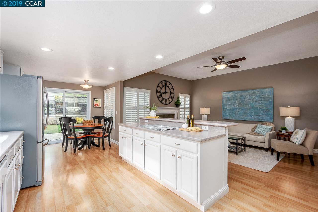 649 Adobe Dr
