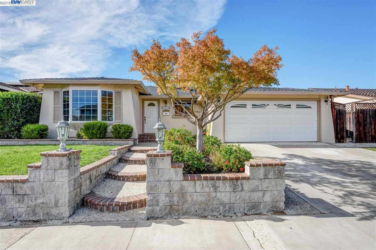 4450 Bacon Ct