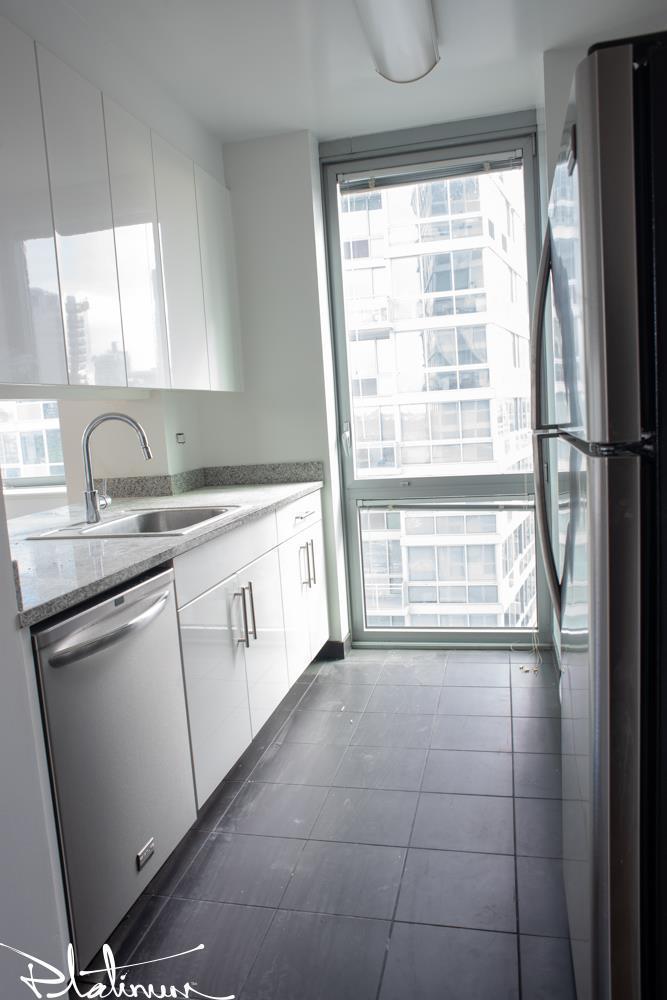 505 West 37th Street, Apt 3804