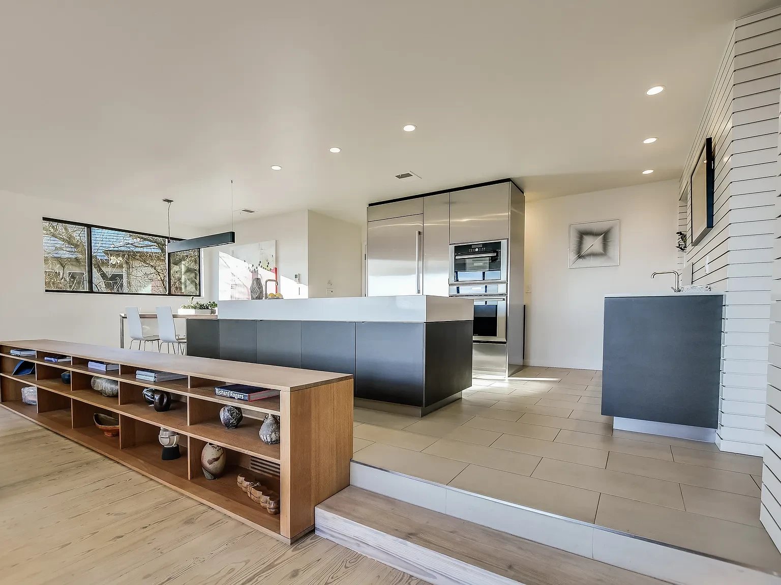 6210 Ledge Mountain Dr. 