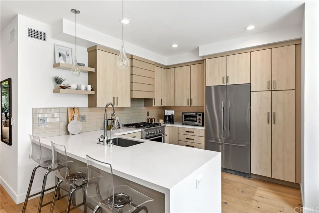 501 Herondo Street, Unit 74