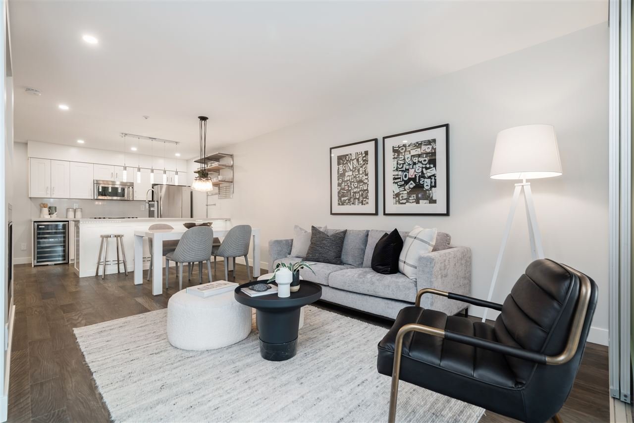 G03-1823 W 7th Ave