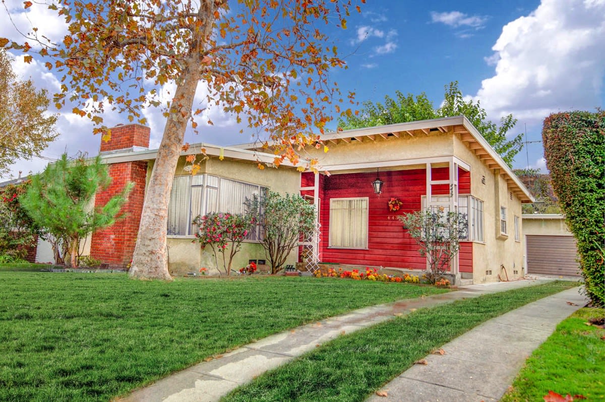 4437 Elmer Ave Studio City, CA