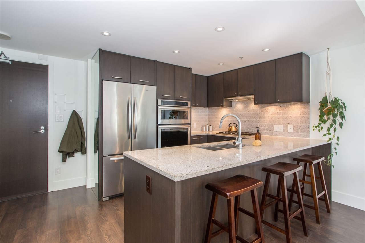 210-150 W 15th St