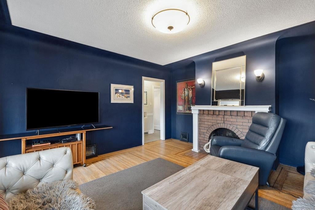 3341 E Georgia Street, Vancouver