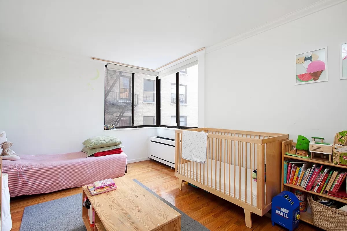 275 West 96th Street Unit: 9D