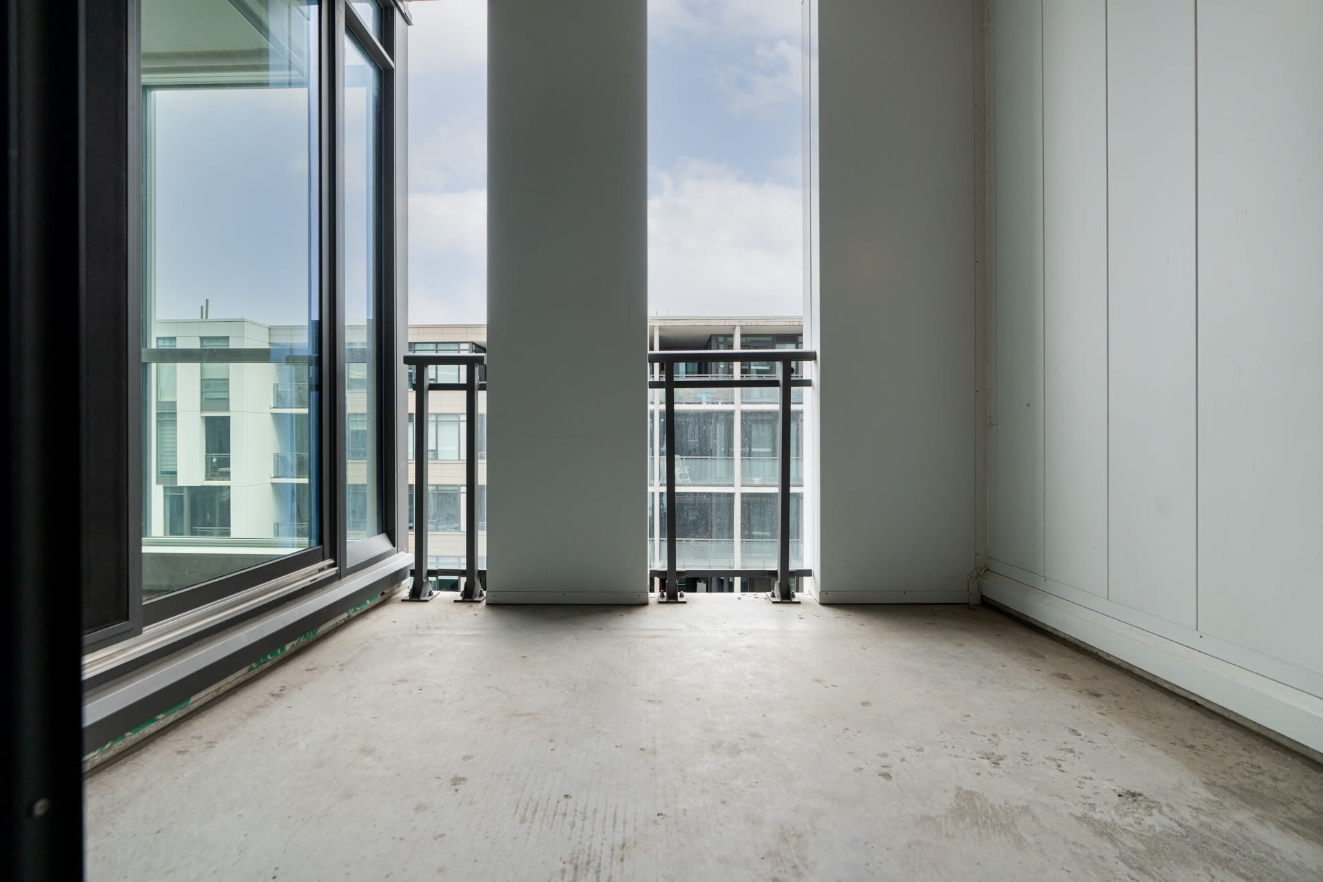 Fabulous 2 Bedroom, 2 Bath Suite