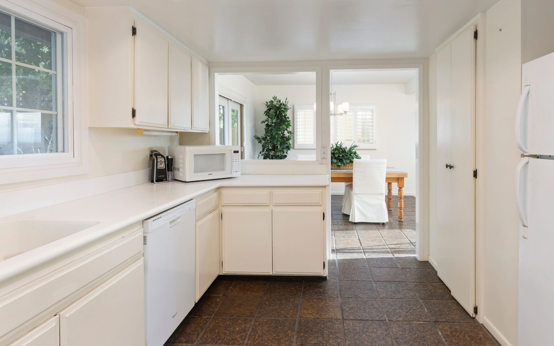 7040 Vista Del Mar Ln