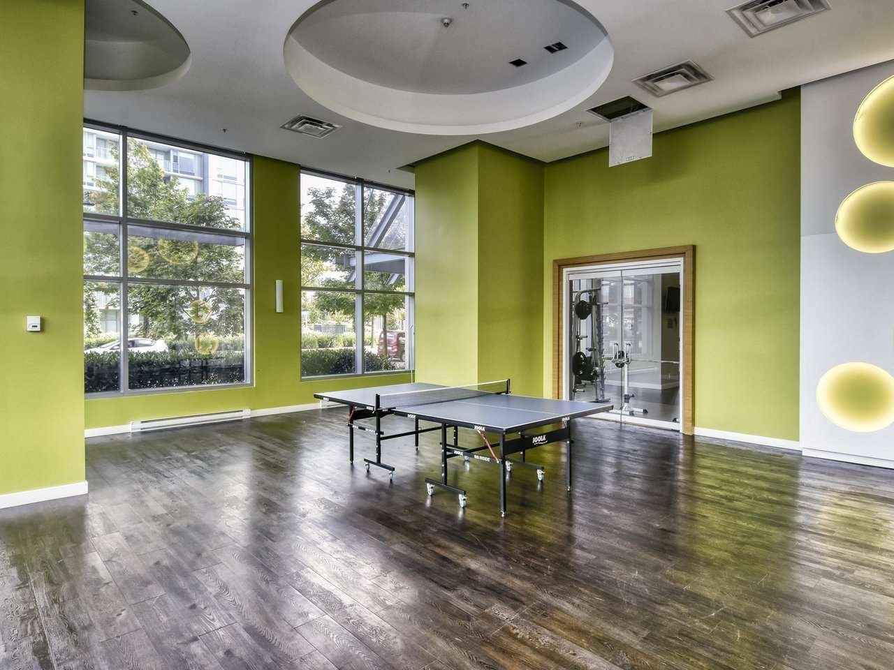 2201-13688 100 Avenue, Surrey
