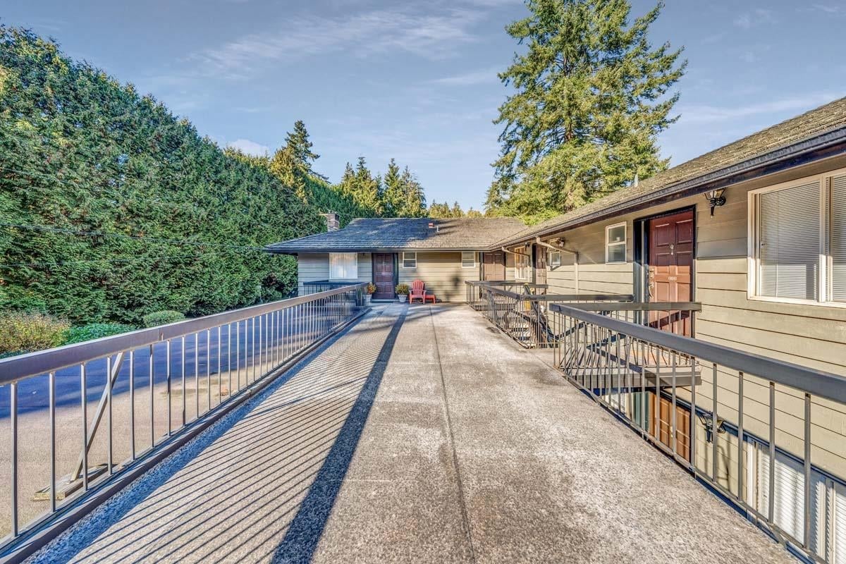 416-235 Keith Road, West Vancouver