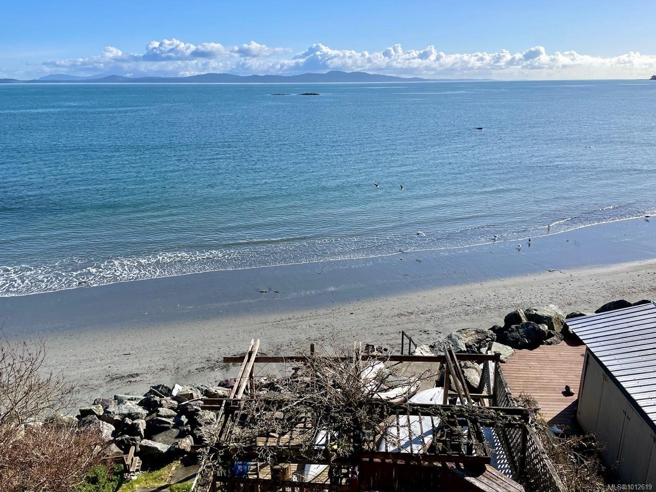 4955 Cordova Bay Rd