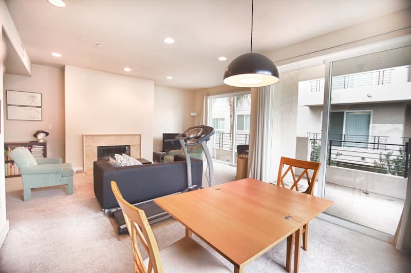 11115 Acama St 203, Studio City, CA